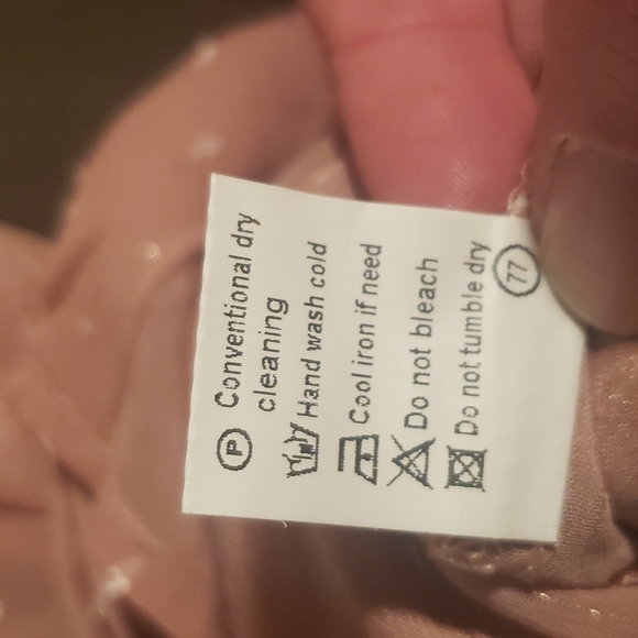 ๐บ๐ธ 1 Left ๐๐๐New boutique long swiss dot belted cardigan - Picture 12 of 14